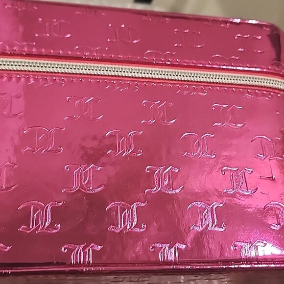 Juicy Couture Iridescent JC Logo Travel Cosmetic Traincase - Picture 7 of 8
